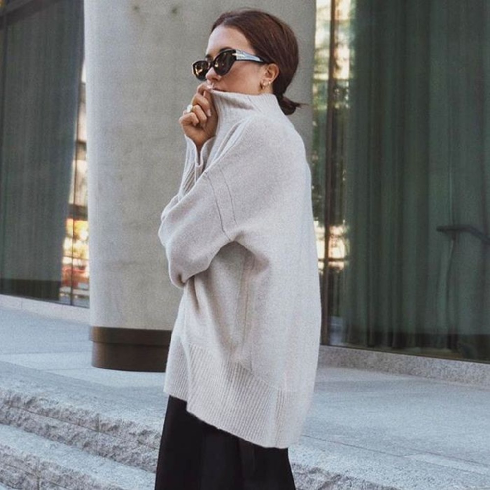 Women’s Kaisely Oatmeal Turtleneck Sweater
